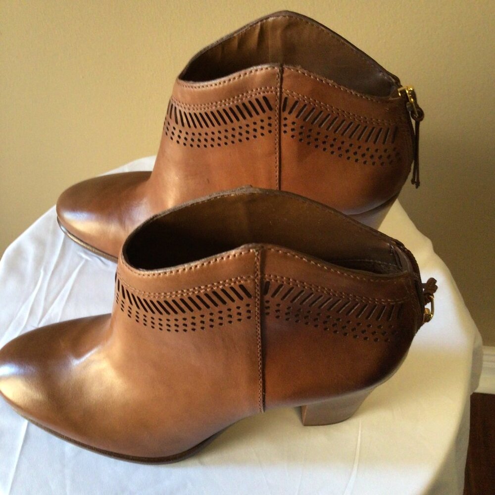 Vince Camuto Fetter Cognac Brown Leather Laser Cut Ankle Bootie Block Heel